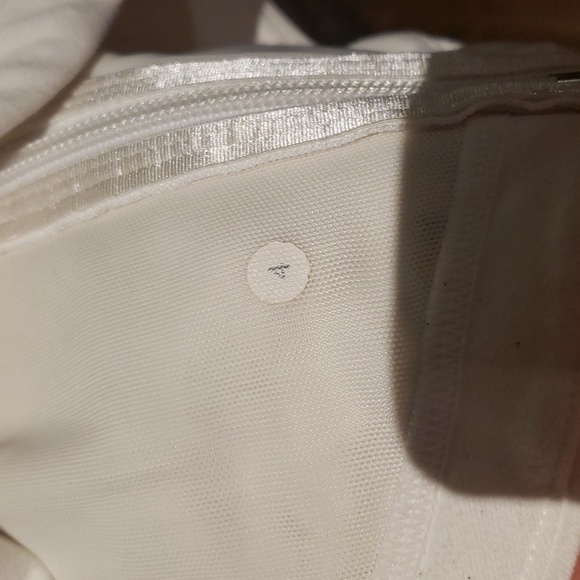 Lululemon running jacket - Picture 4 of 4